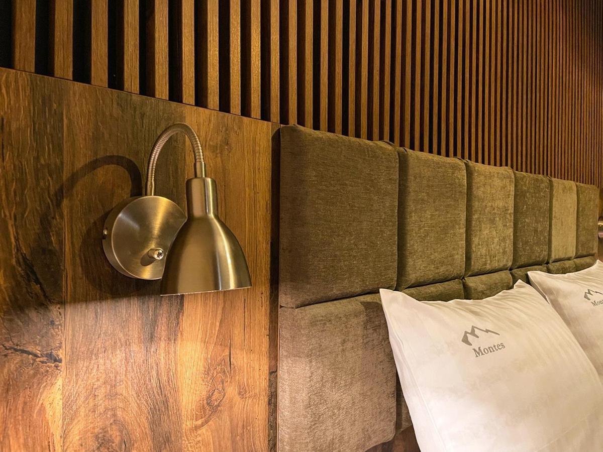 Montes Szymoszkowa Apartment กอสเชียลิสกอ ภายนอก รูปภาพ