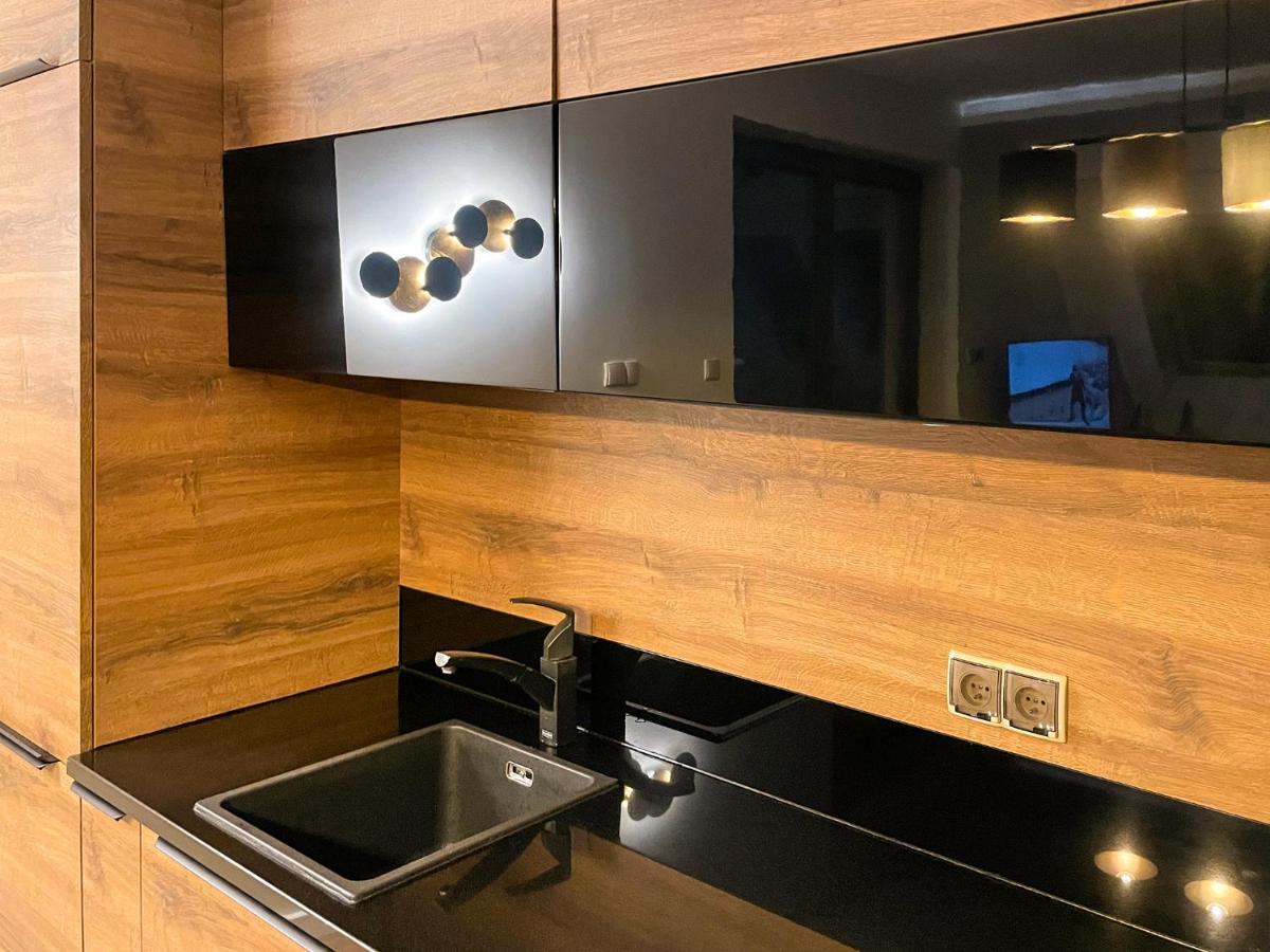 Montes Szymoszkowa Apartment กอสเชียลิสกอ ภายนอก รูปภาพ